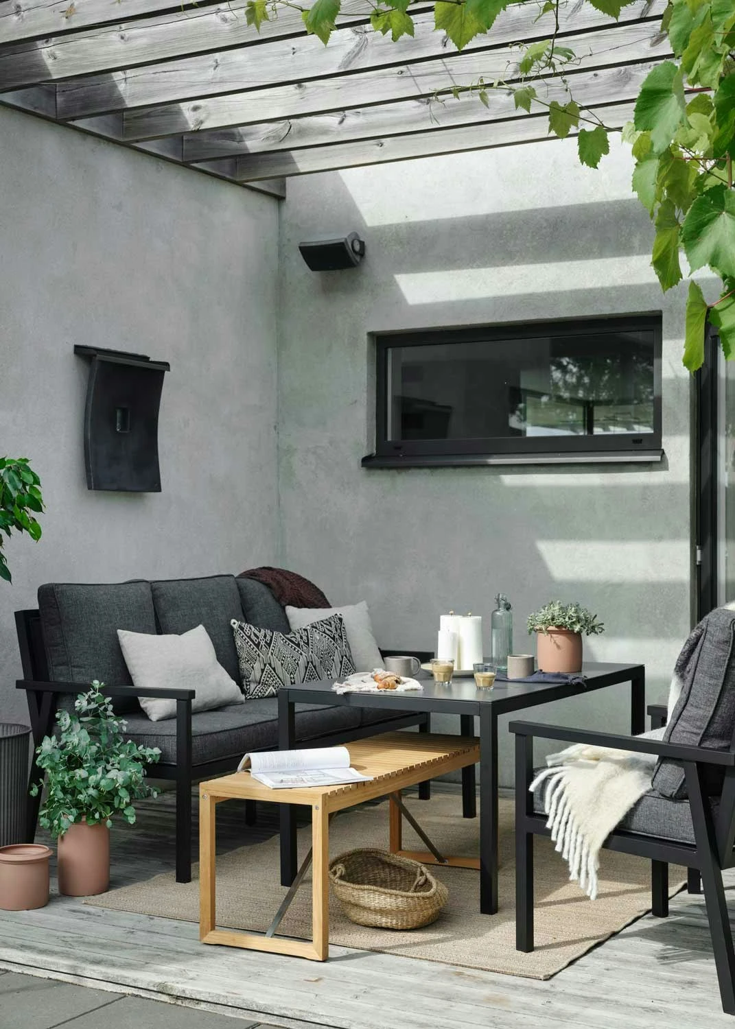 Brafab Rana Lounge-Set Niedrig 5 Sitzplätze, Schwarz/Anthrazit 3 Brafab Rana Lounge-Set Niedrig 5 Sitzplätze, Schwarz/Anthrazit – Bild 3