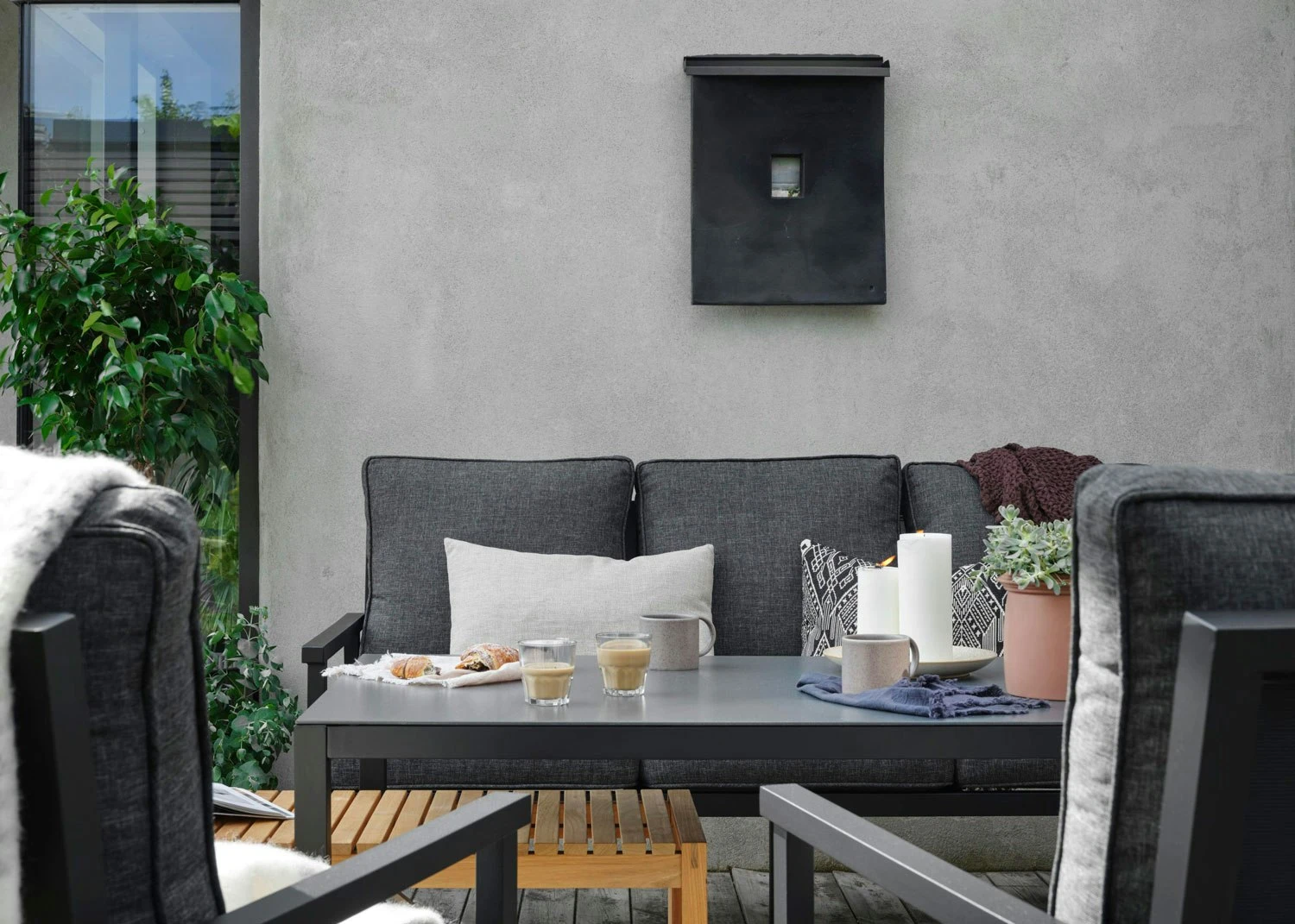 Brafab Rana Lounge-Set Niedrig 5 Sitzplätze, Schwarz/Anthrazit 4 Brafab Rana Lounge-Set Niedrig 5 Sitzplätze, Schwarz/Anthrazit – Bild 4