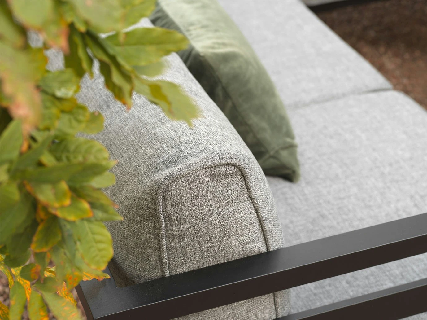 Brafab Weldon Ecksofa 5-Sitzer, Schwarz/Grau 4 Brafab Weldon Ecksofa 5-Sitzer, Schwarz/Grau – Bild 4