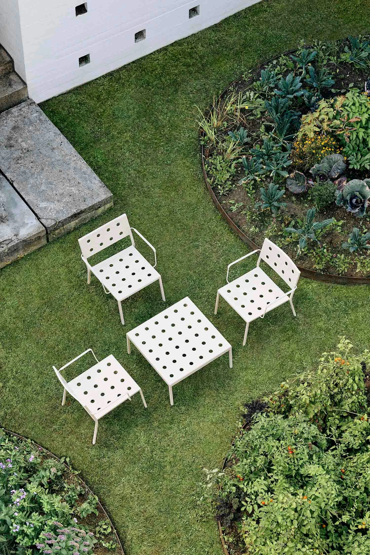 Hay Balcony Loungetisch 75x76 Cm, Chalk Beige 2 Hay Balcony Loungetisch 75x76 Cm, Chalk Beige – Bild 2