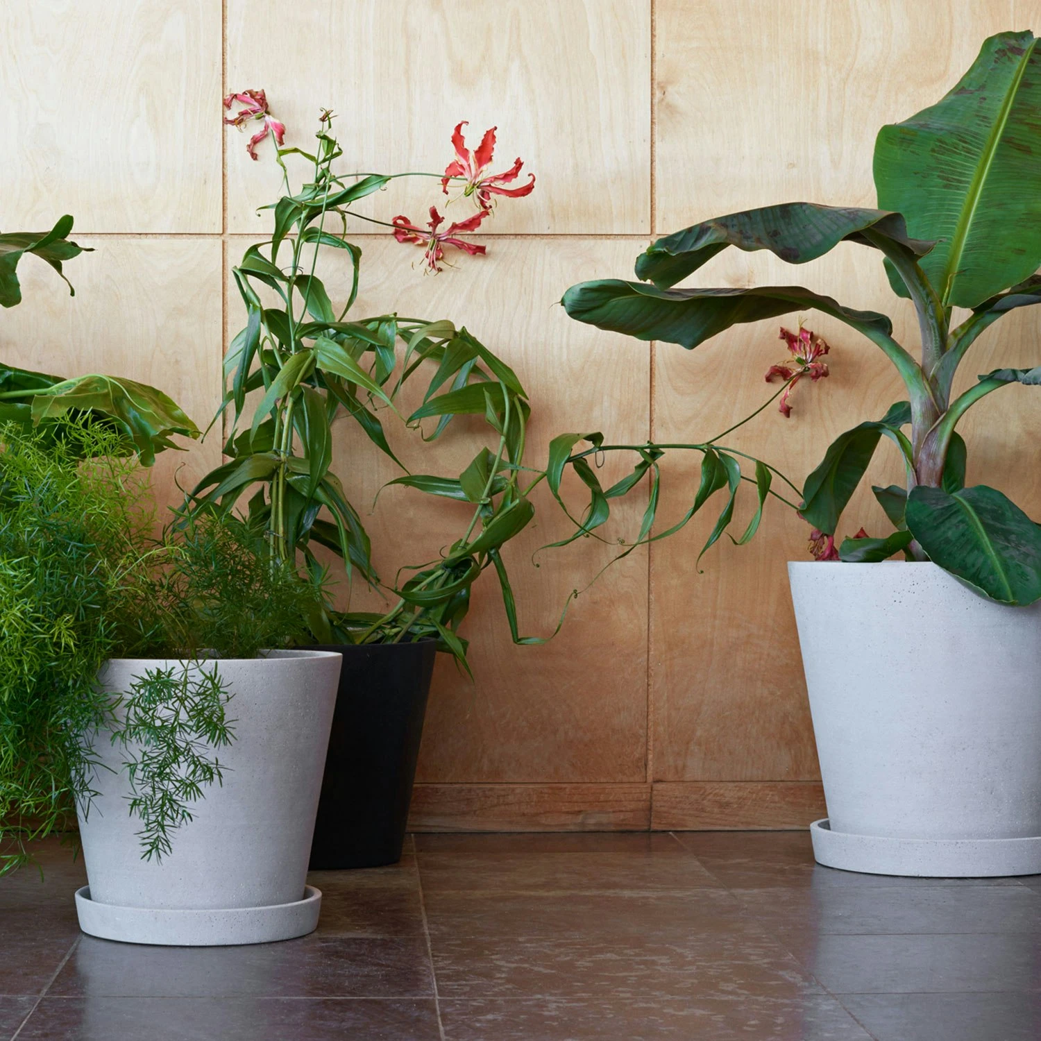 Hay Flowerpot Topf Mit Unterteller Grau, Ø21.5 Cm XL 2 Hay Flowerpot Topf Mit Unterteller Grau, Ø21.5 Cm XL – Bild 2