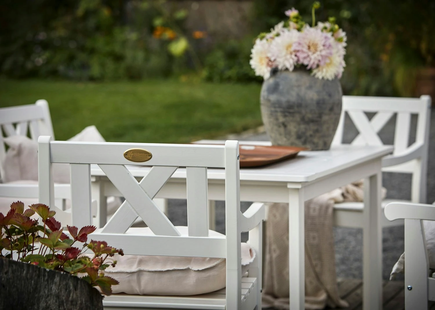 Läckö Tischgarnitur 5 Sitzplätze, Weiß 3 Läckö Tischgarnitur 5 Sitzplätze, Weiß – Bild 3