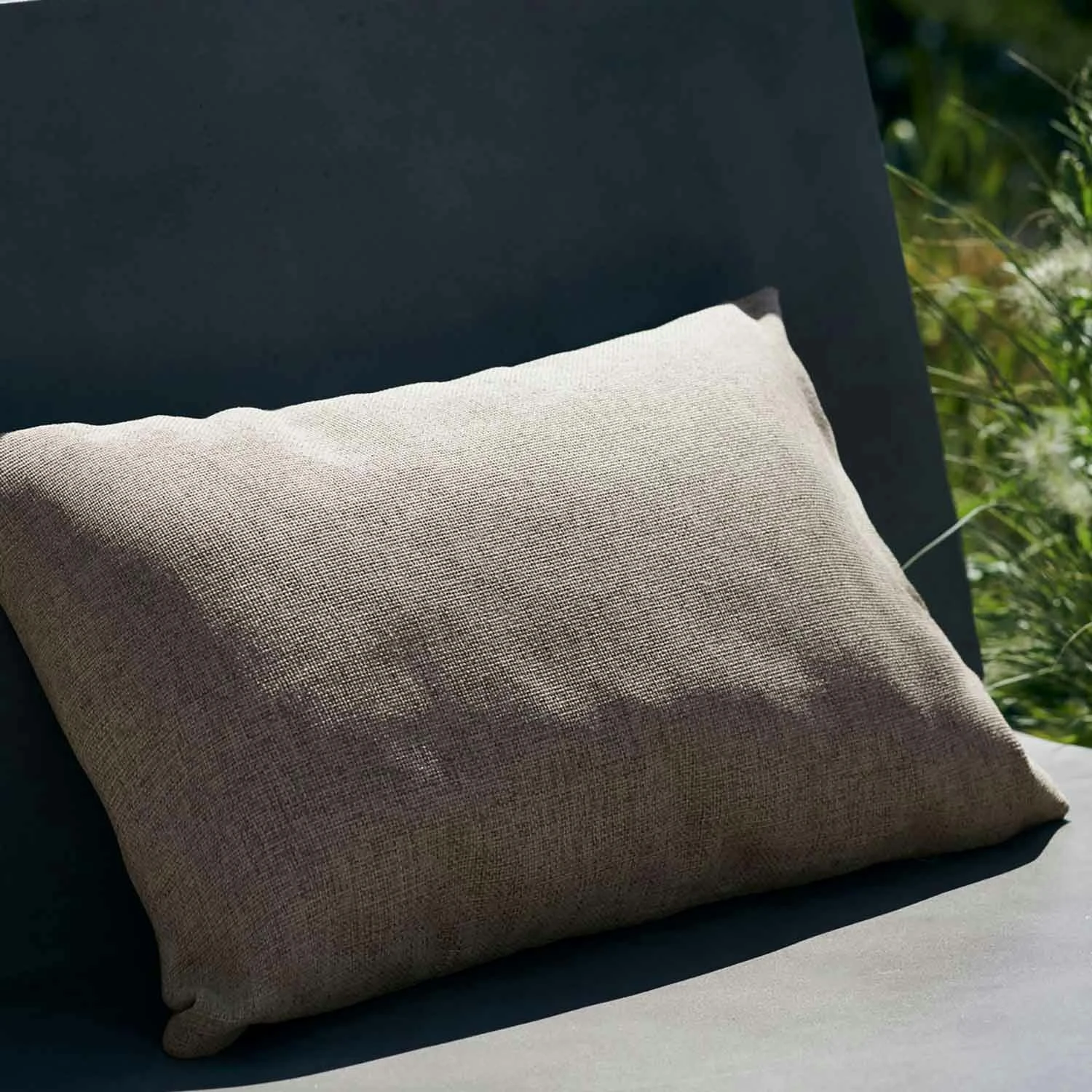 House Doctor Fine Kissen Sand, 30x60 Cm 2 House Doctor Fine Kissen Sand, 30x60 Cm – Bild 2